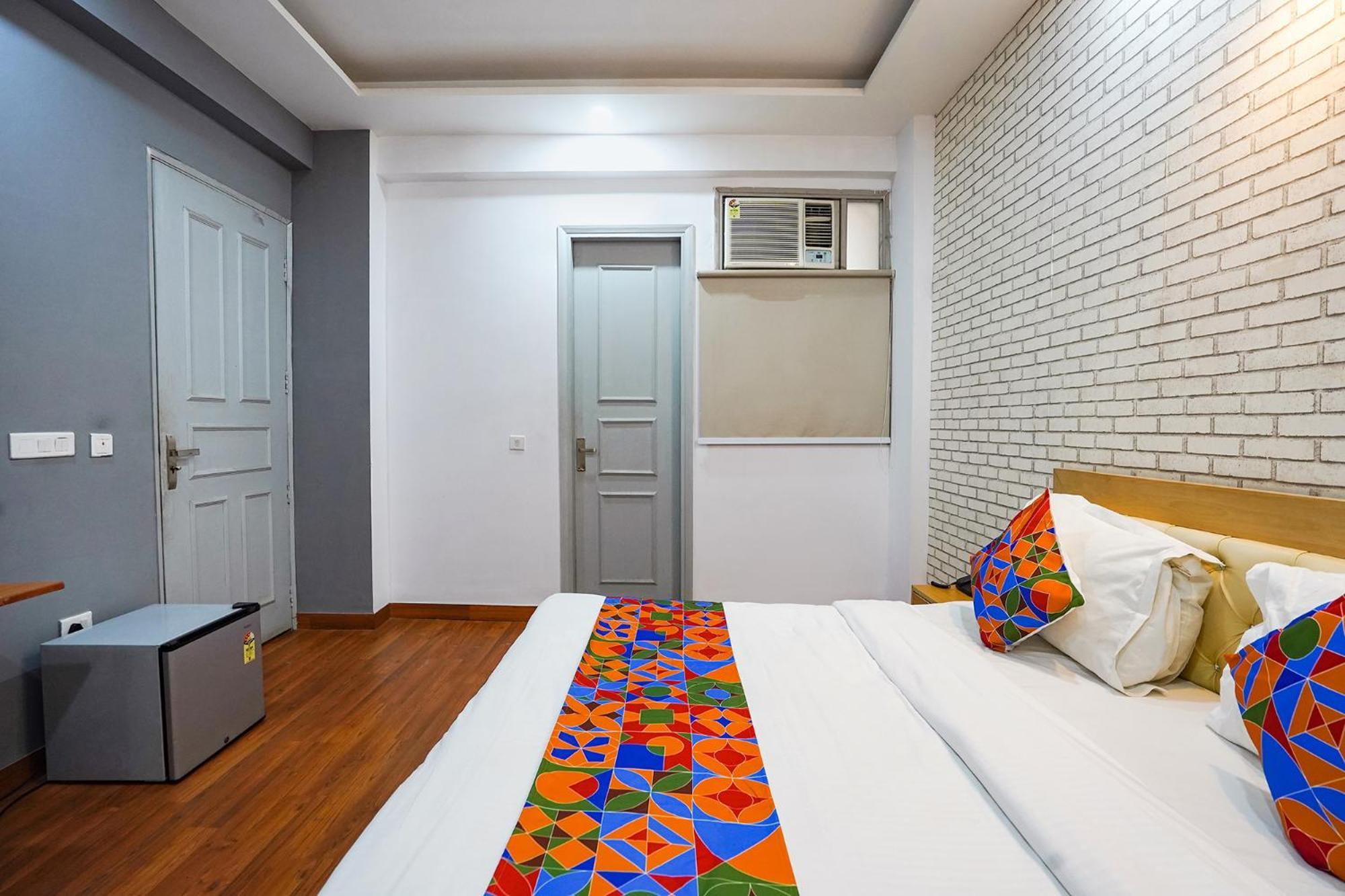 Fabhotel Prime Culture Noida Exterior foto