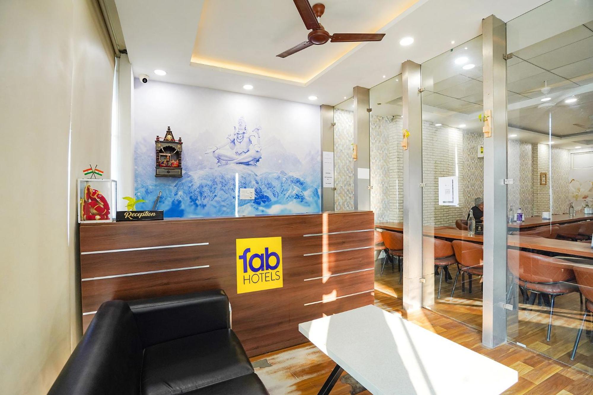 Fabhotel Prime Culture Noida Exterior foto